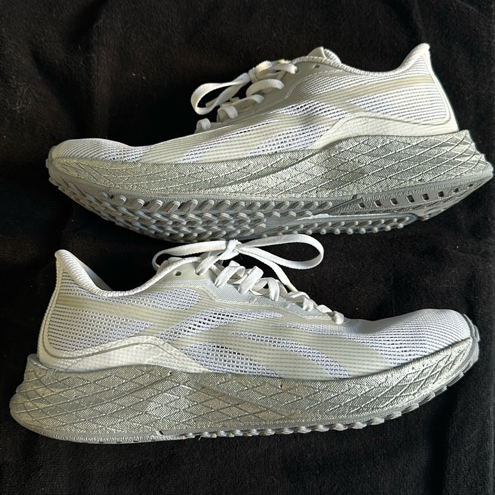 Floatride Energy 3.0 Like New!